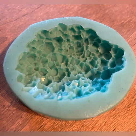 Crystal cluster mold - Picture 3 of 7